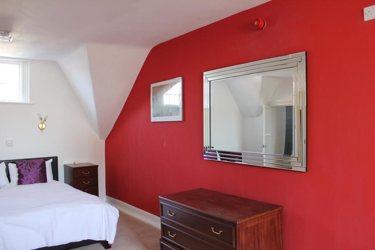 The George Hotel Stansted Airport Bishop's Stortford Kültér fotó
