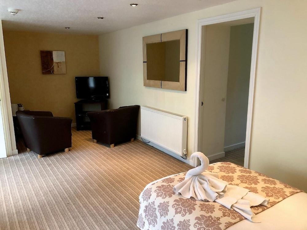 The George Hotel Stansted Airport Bishop's Stortford Kültér fotó