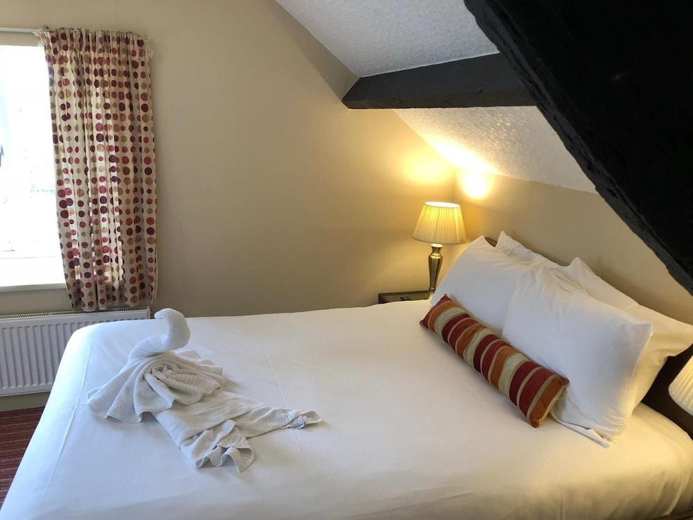 The George Hotel Stansted Airport Bishop's Stortford Kültér fotó
